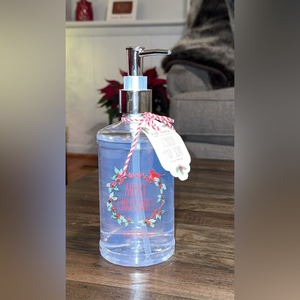 NWT Rae Dunn Christmas Holiday Seasonal Scented Hand Soap Pump 20oz Spark Cran